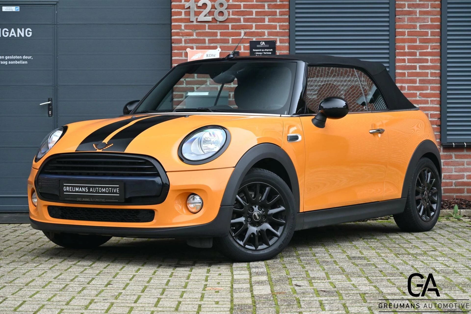 Hoofdafbeelding MINI Cooper Cabrio