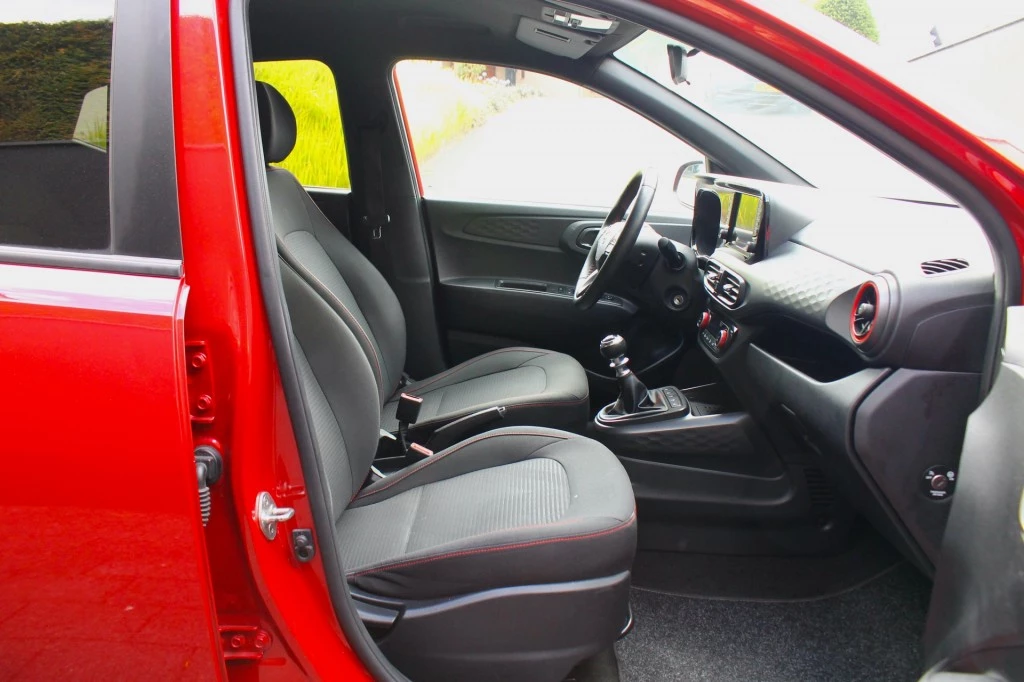 Hoofdafbeelding Hyundai i10
