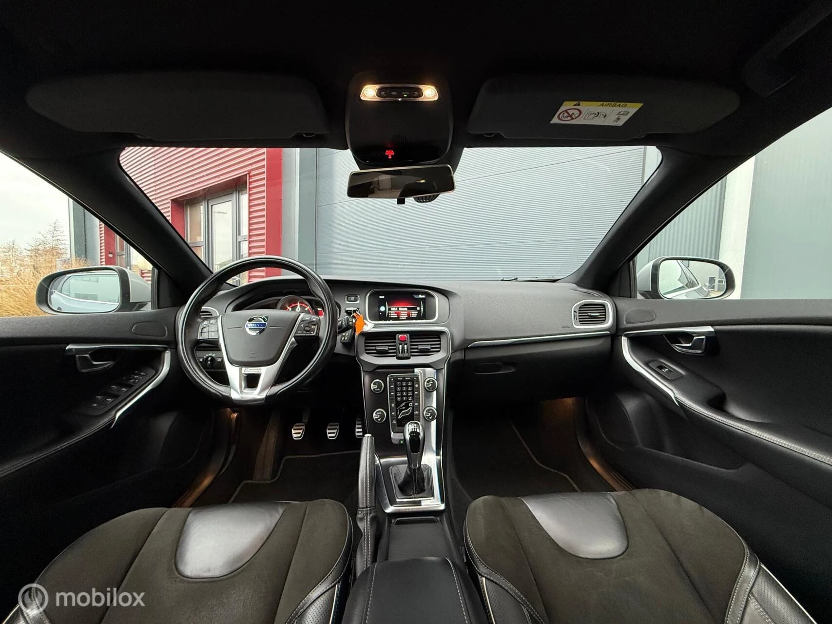 Hoofdafbeelding Volvo V40