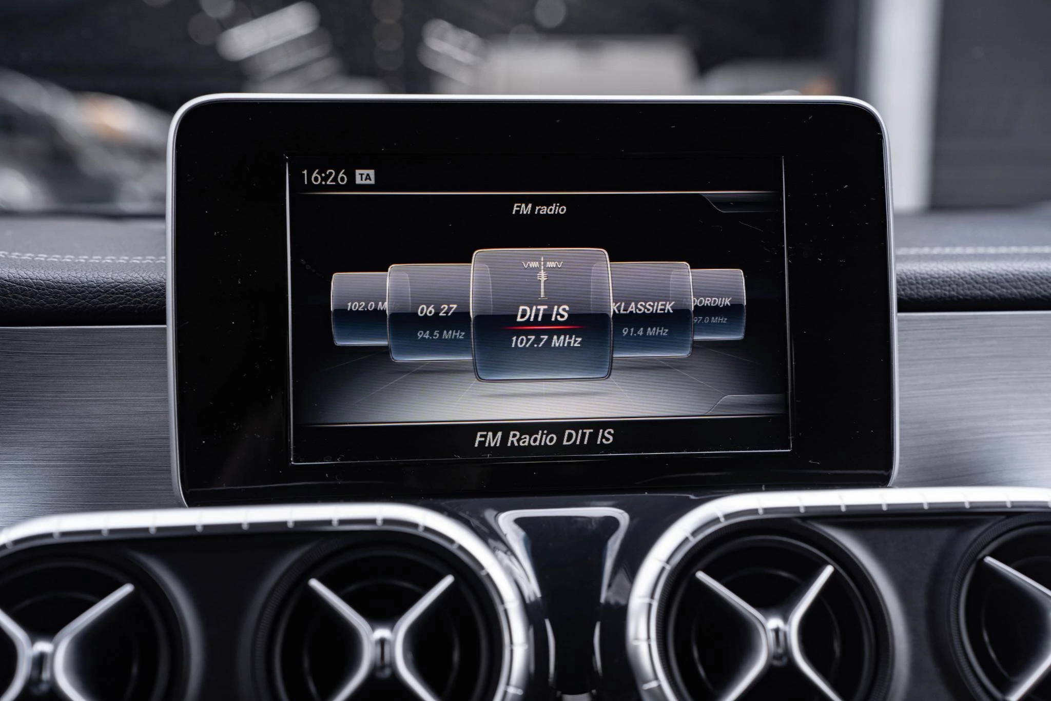 Hoofdafbeelding Mercedes-Benz X-Klasse