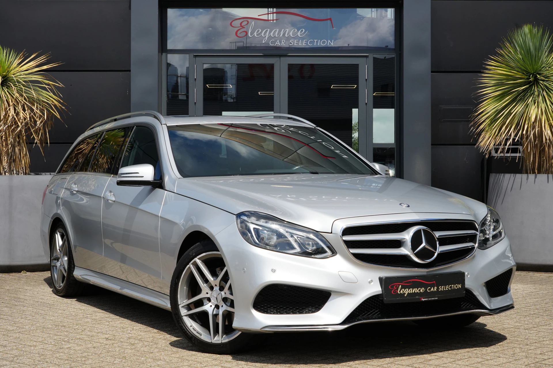 Hoofdafbeelding Mercedes-Benz E-Klasse