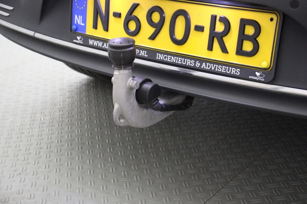 Hoofdafbeelding Mercedes-Benz EQA
