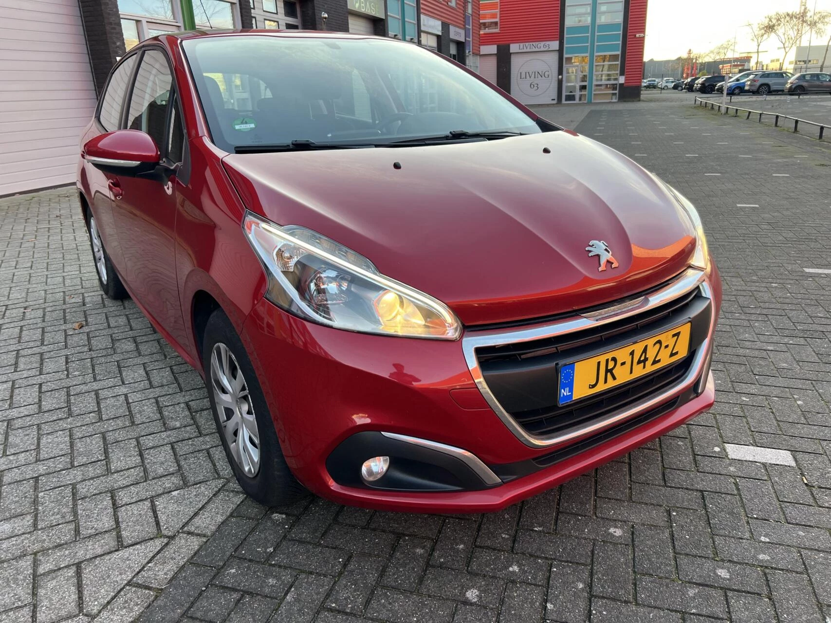 Hoofdafbeelding Peugeot 208