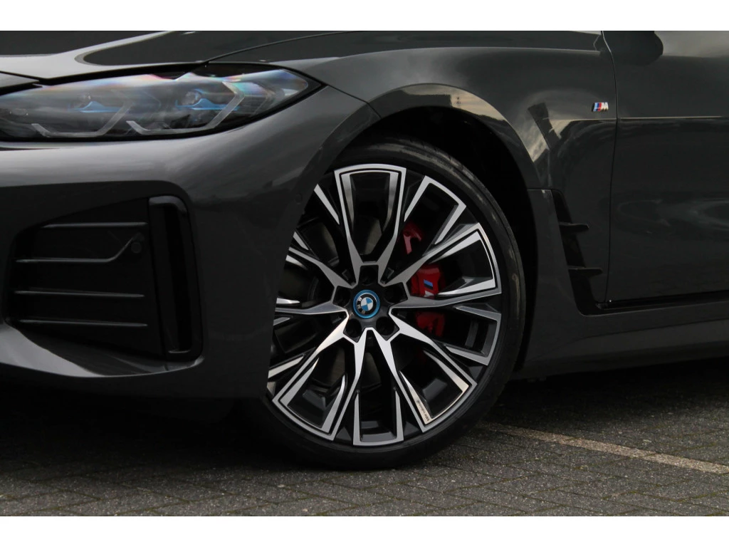 Hoofdafbeelding BMW i4