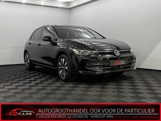 Volkswagen Golf 8.5 1.5 TSI GOAL Edition Half leder, Camera, Navi, Winterpakket, Virtual desk, Sfeerverlichting, Keyless start, Cruise control