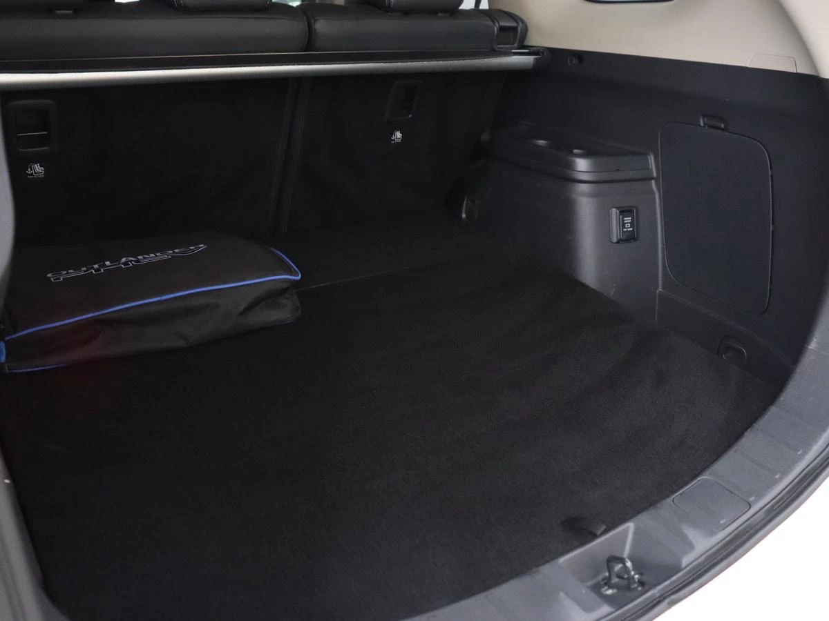 Hoofdafbeelding Mitsubishi Outlander