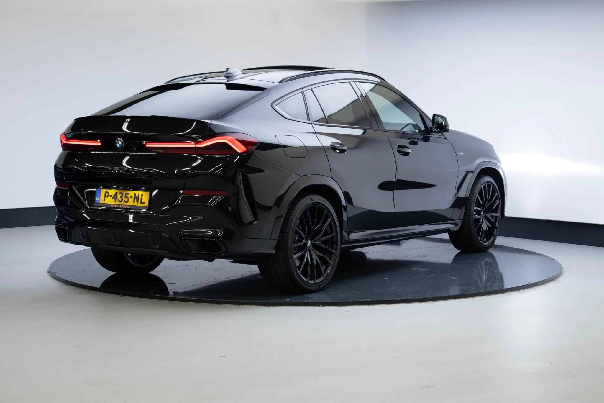 Hoofdafbeelding BMW X6