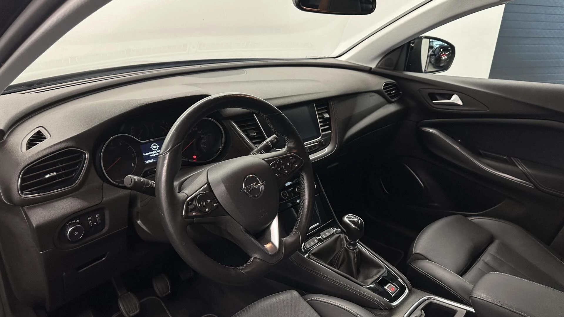 Hoofdafbeelding Opel Grandland X