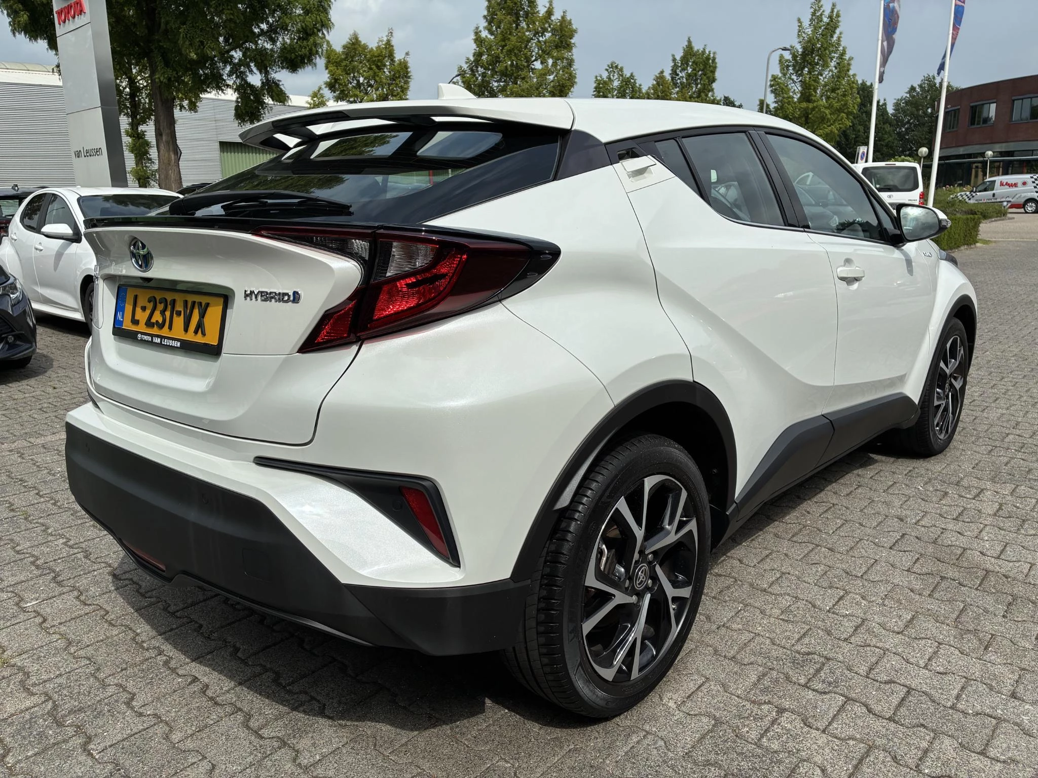 Hoofdafbeelding Toyota C-HR