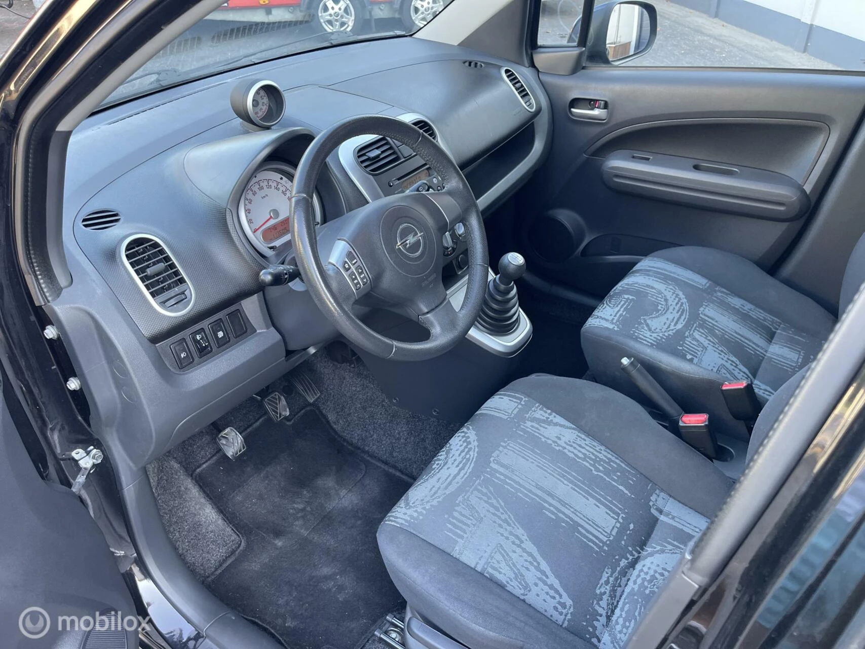 Hoofdafbeelding Opel Agila