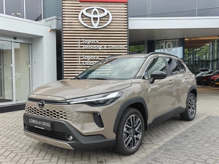 Hoofdafbeelding Toyota Corolla Cross Toyota Corolla Cross Hybrid 140 Dynamic FACELIFT BLIND-SPOT STOEL/STUURVERW DRAADLOOS-LADEN NAVI PARK-SENSOREN KEYLESS APPLE/ANDROID 18"LMV