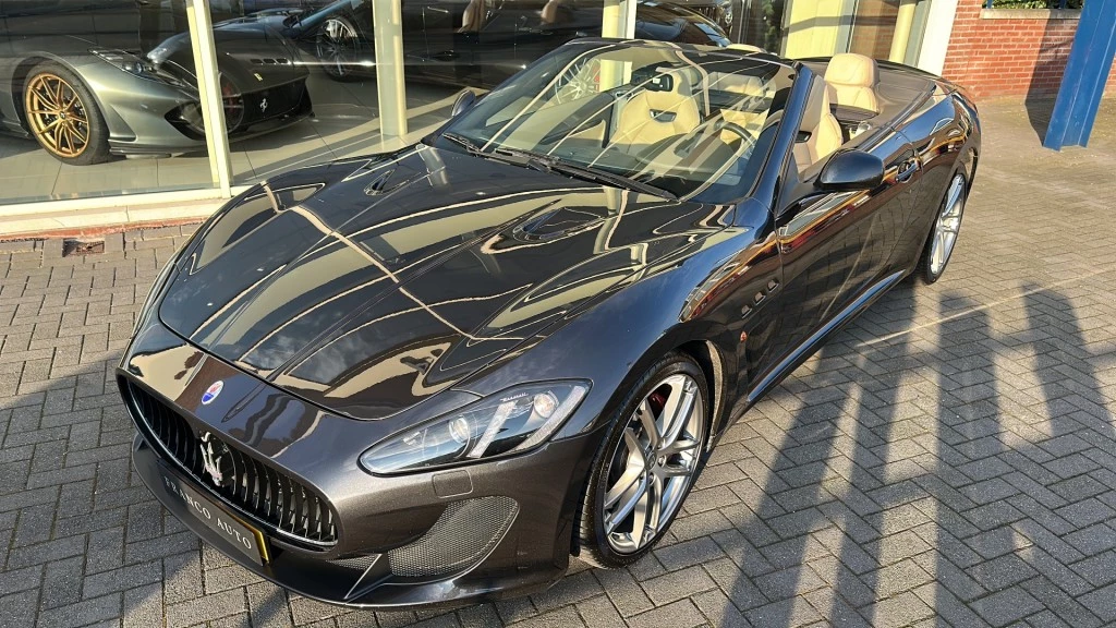 Hoofdafbeelding Maserati GranCabrio