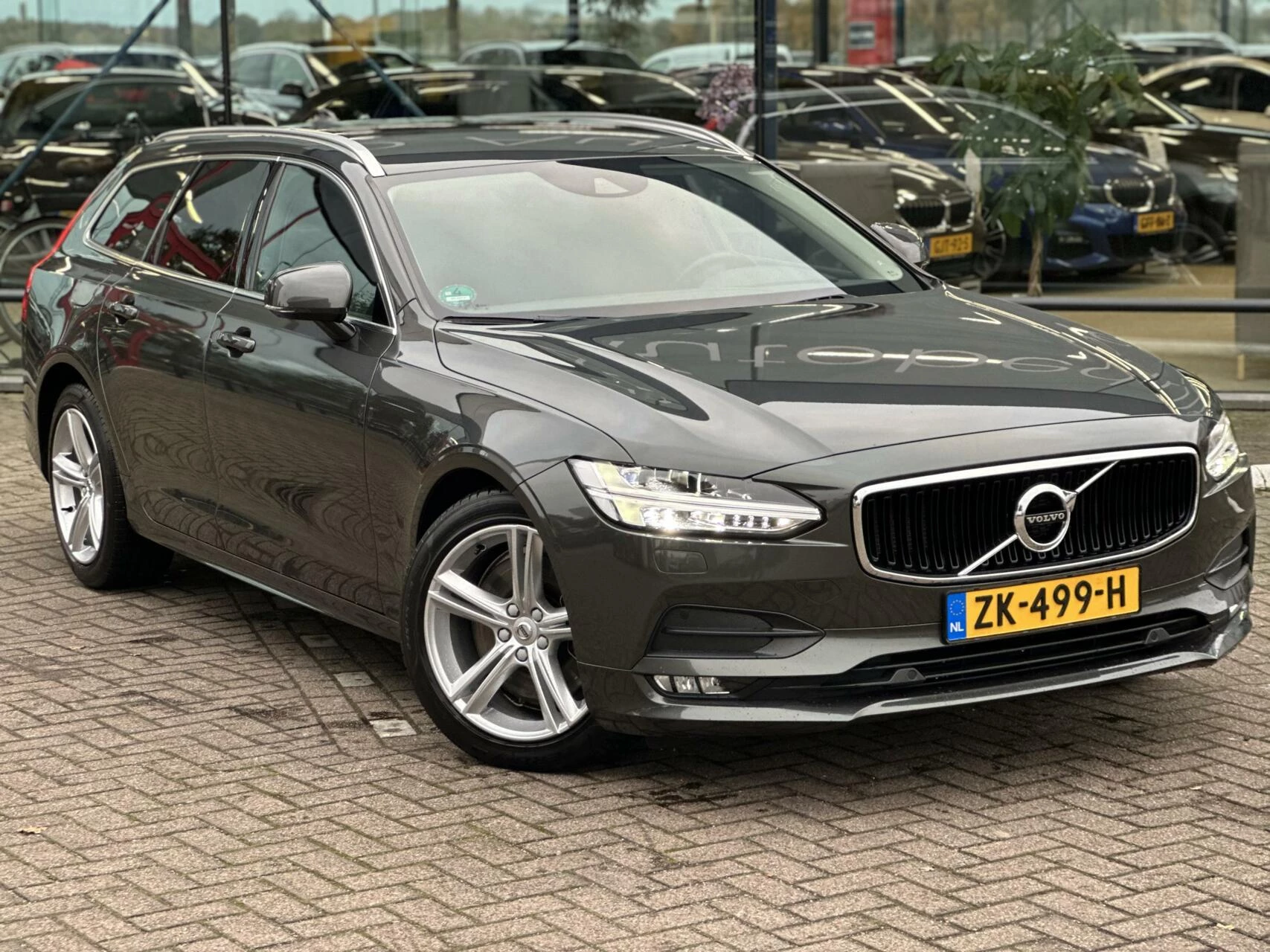 Hoofdafbeelding Volvo V90