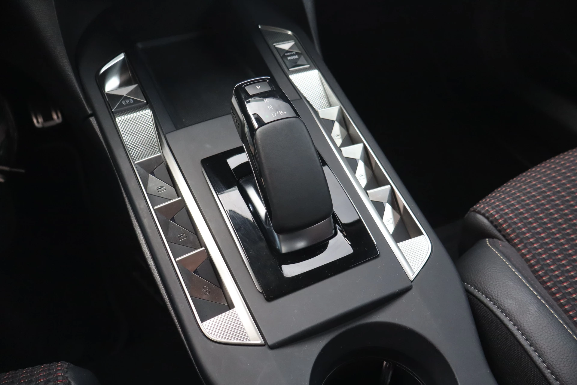 Hoofdafbeelding DS DS 3