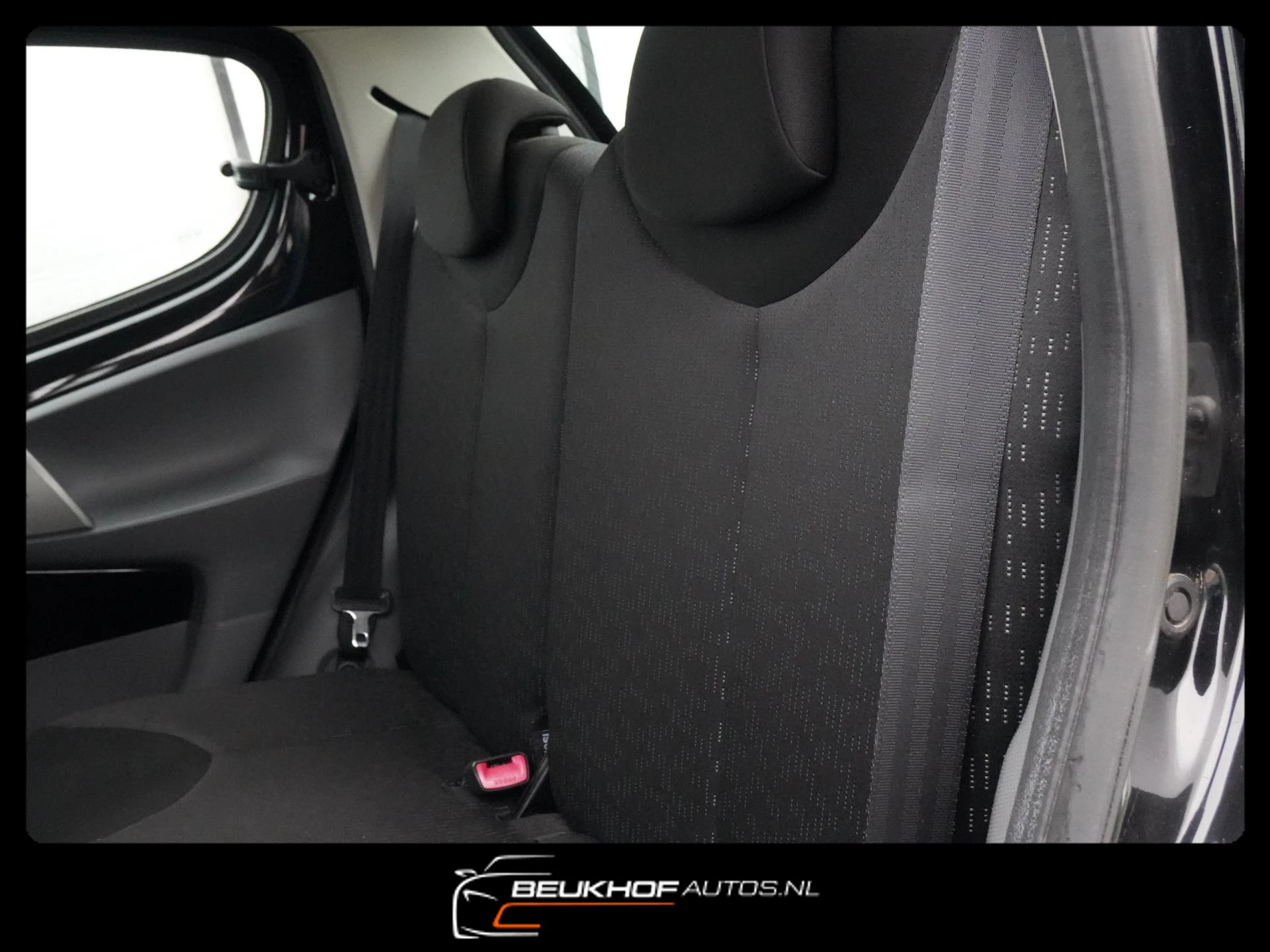 Hoofdafbeelding Peugeot 107