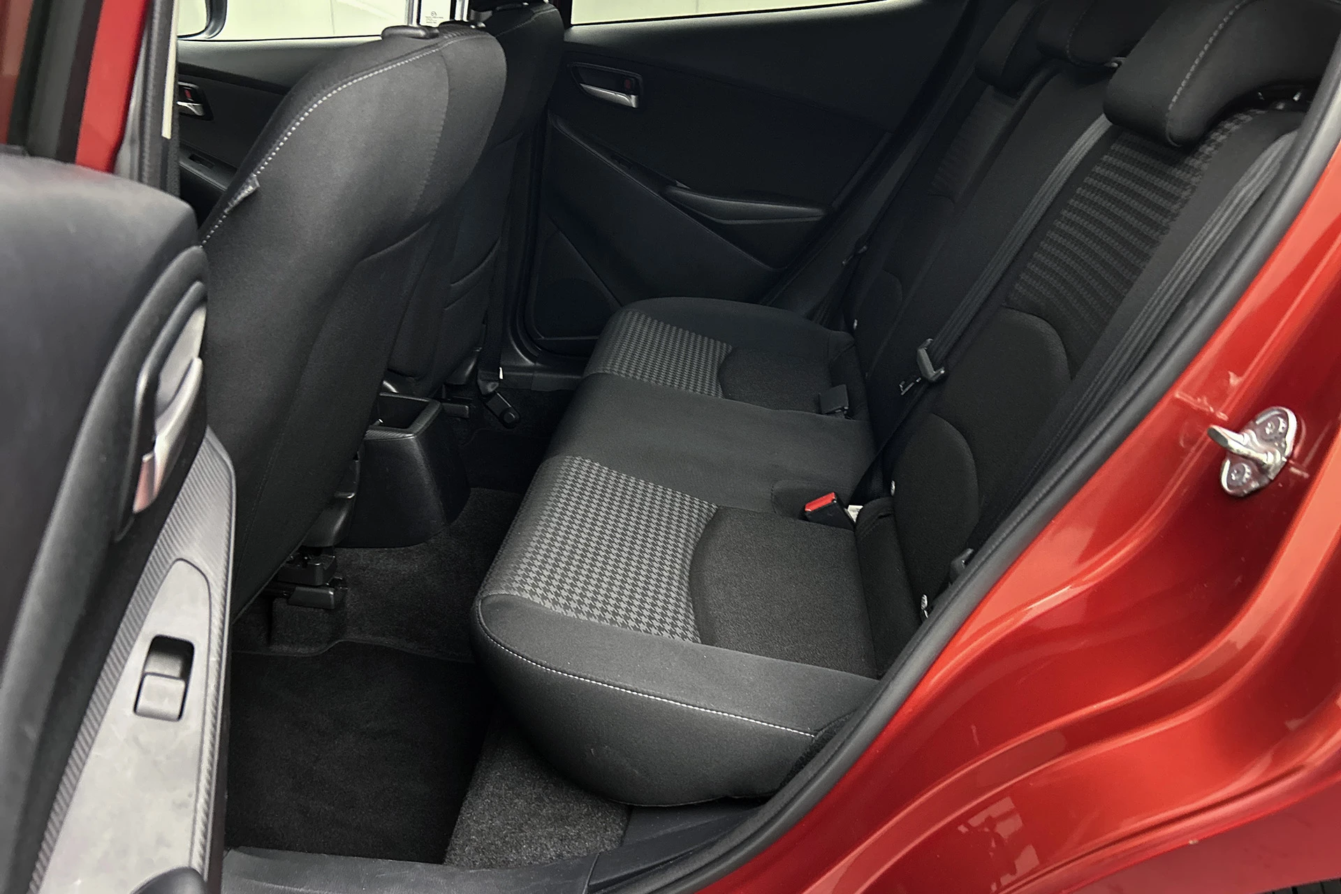 Hoofdafbeelding Mazda 2