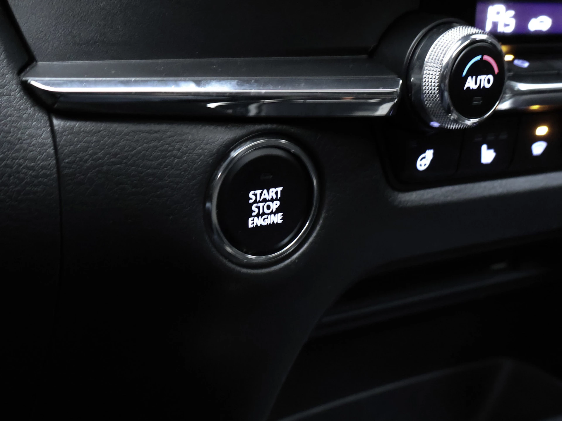 Hoofdafbeelding Mazda CX-30