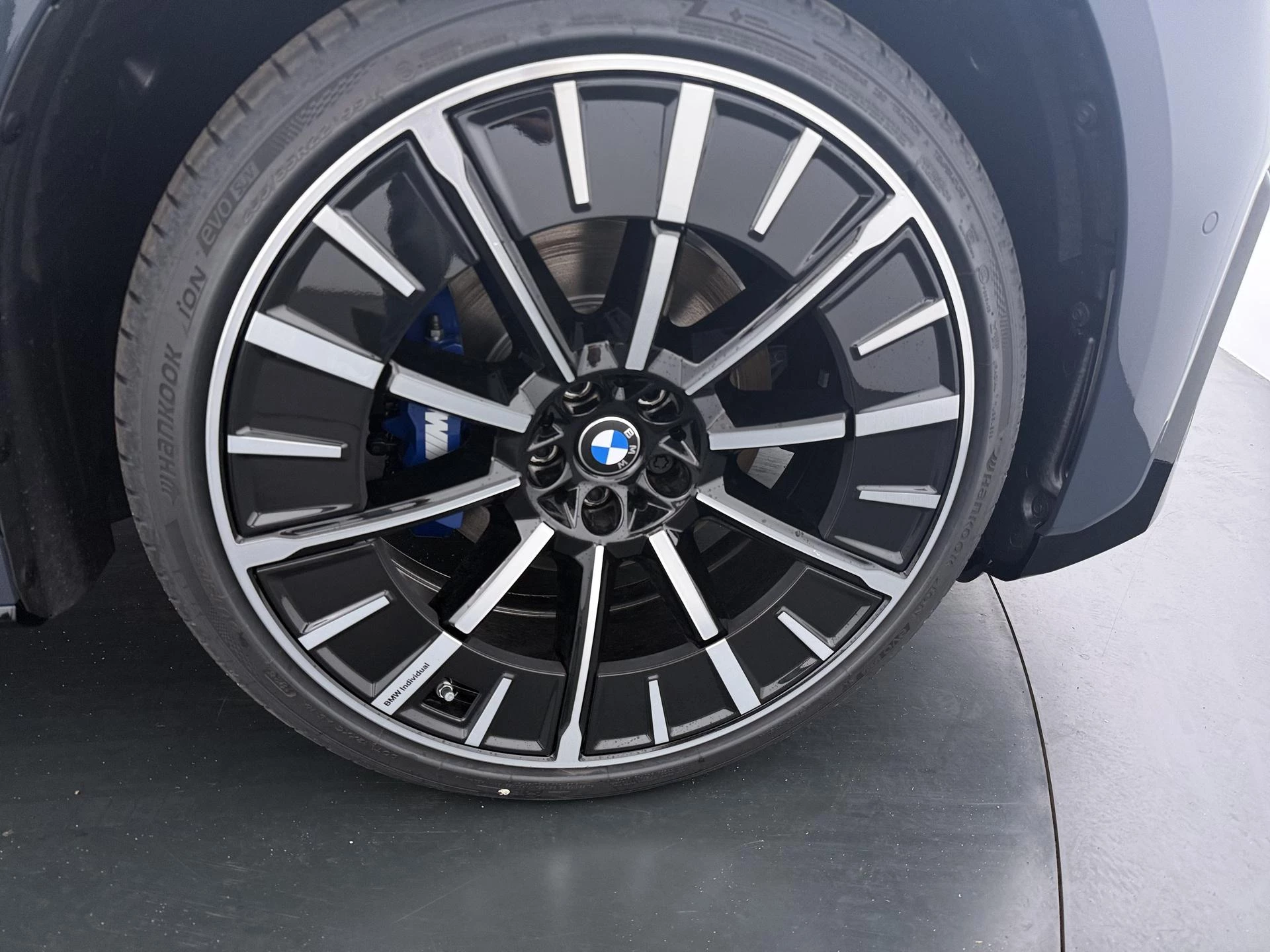 Hoofdafbeelding BMW iX3