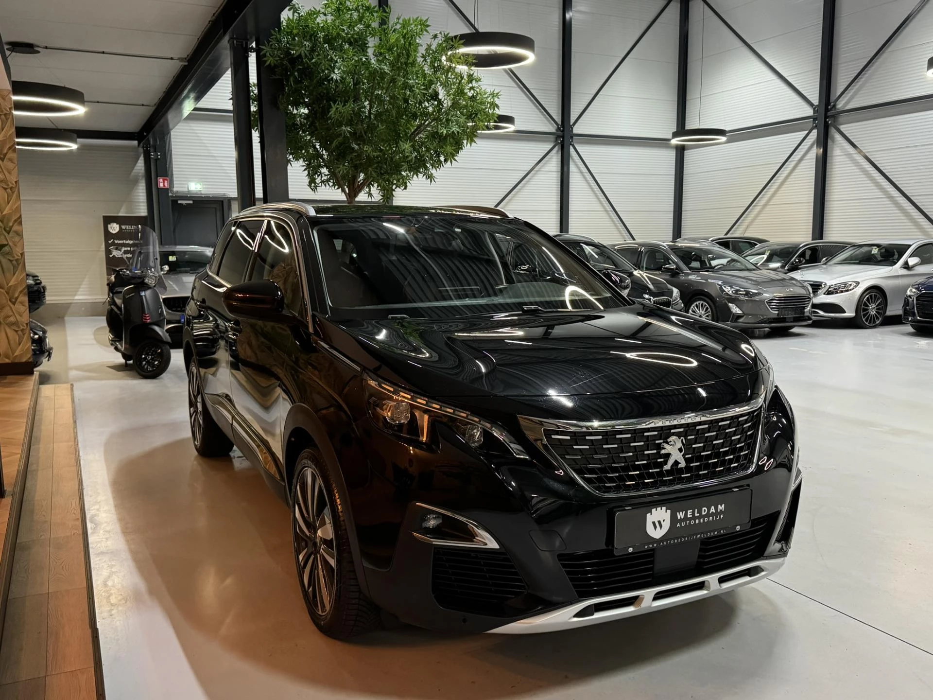 Hoofdafbeelding Peugeot 5008