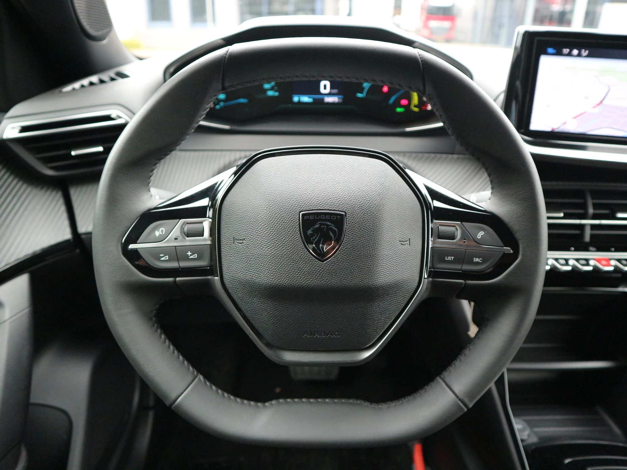 Hoofdafbeelding Peugeot e-2008