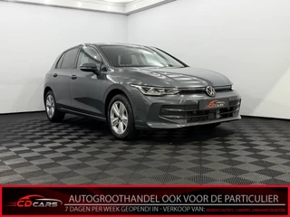 Volkswagen Golf 1.5 TSI Life Edition Clima, Apple carplay, Parkeersensoren, Stoelverwarming, Sfeerverlichting, Led, Keyless start, 2 jaar garantie