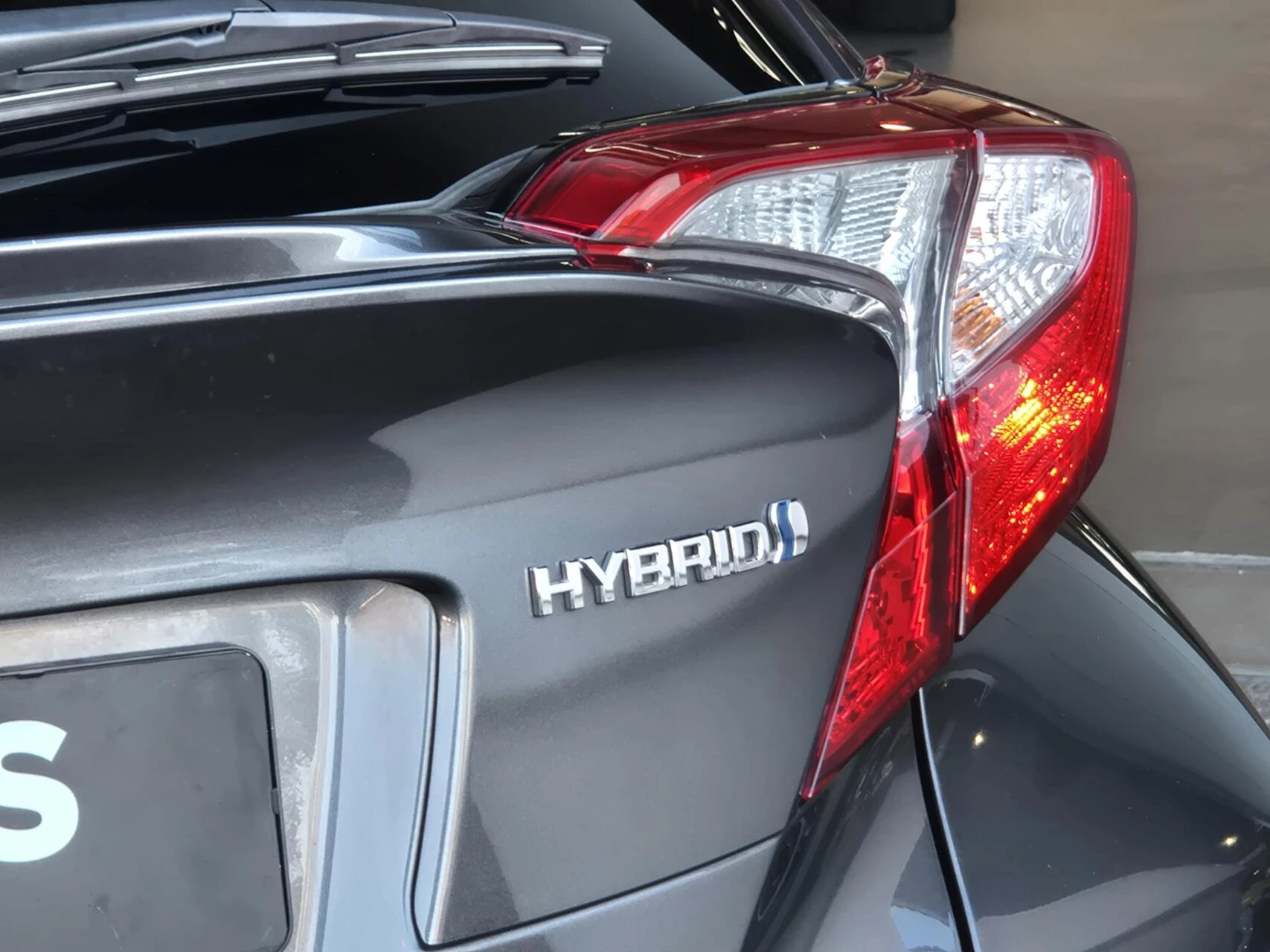 Hoofdafbeelding Toyota C-HR