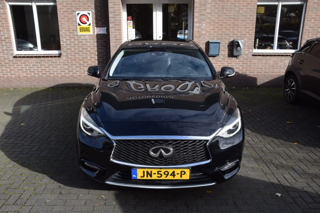 Hoofdafbeelding Infiniti Q