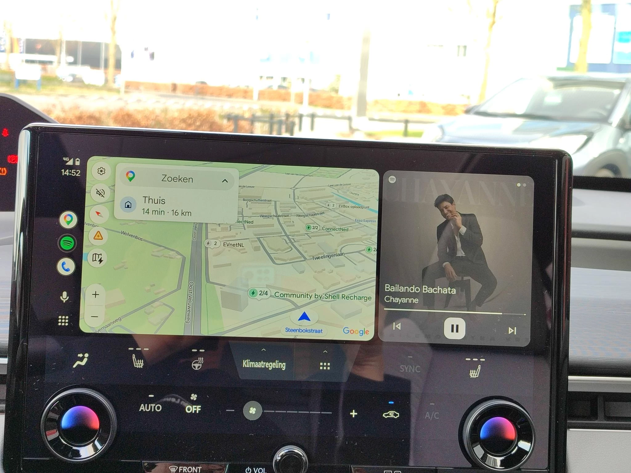 Hoofdafbeelding Toyota C-HR+