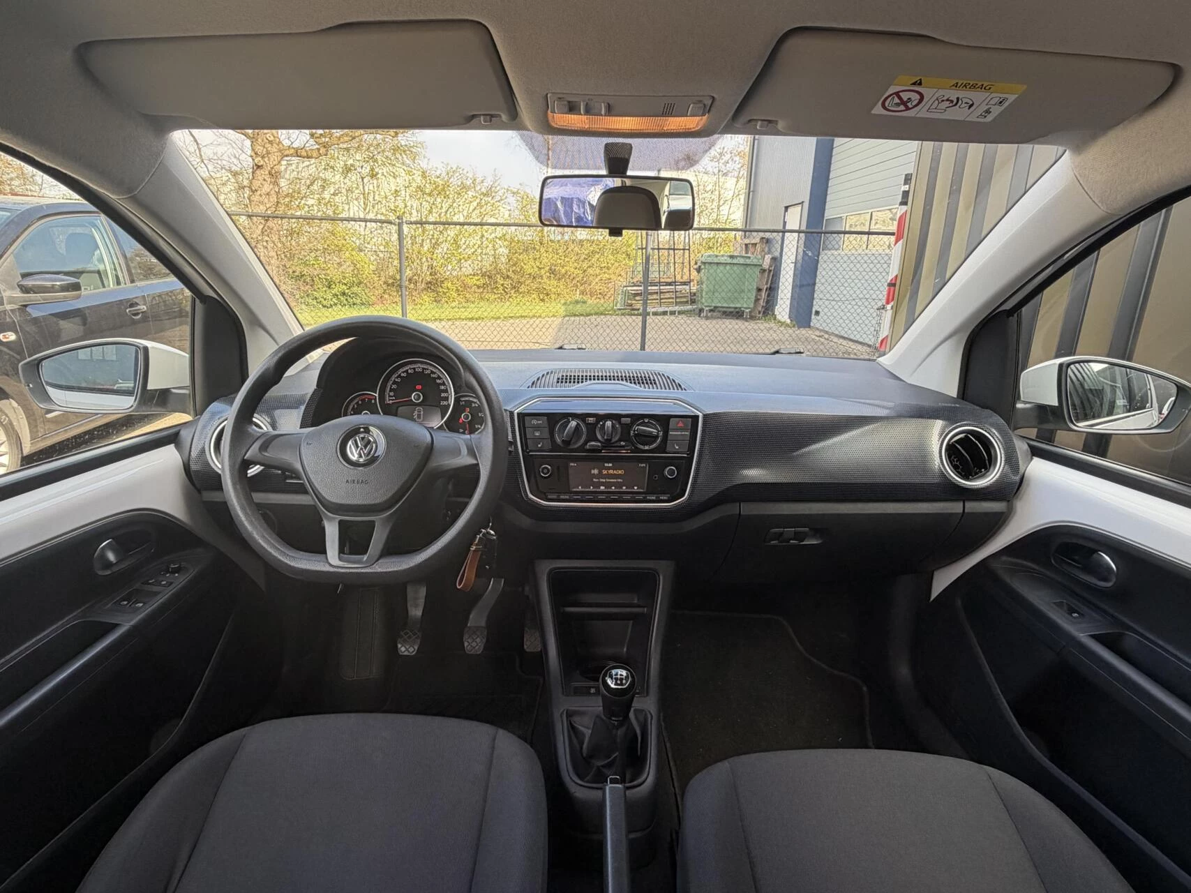 Hoofdafbeelding Volkswagen up!