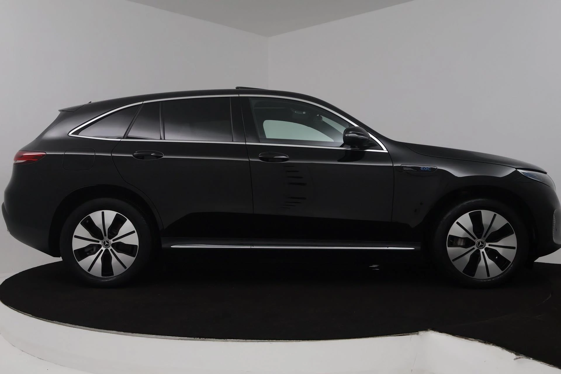 Hoofdafbeelding Mercedes-Benz EQC