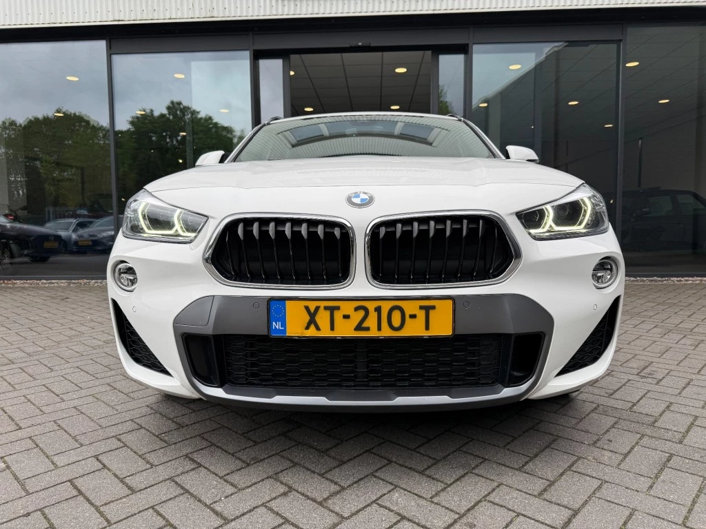 Hoofdafbeelding BMW X2