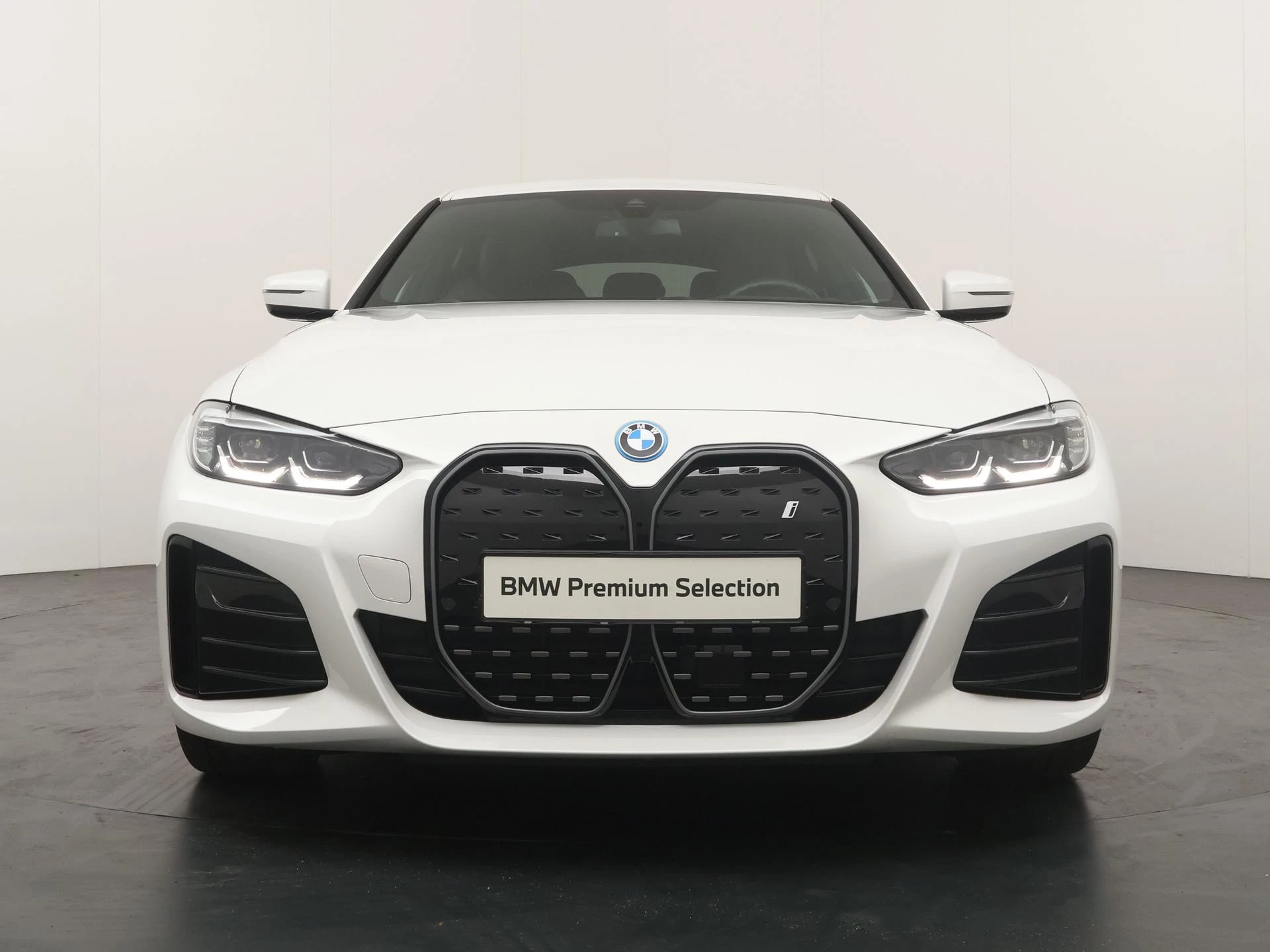 Hoofdafbeelding BMW i4