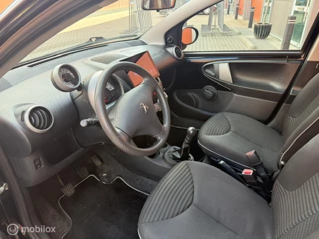 Hoofdafbeelding Peugeot 107