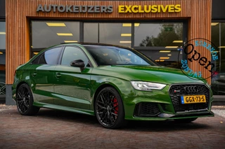 Hoofdafbeelding Audi RS3 Audi A3 Limousine 2.5 TFSI RS 3 quattro Panodak B&O Virtal Dash Camera Carbon DAB+ Luxe Leder