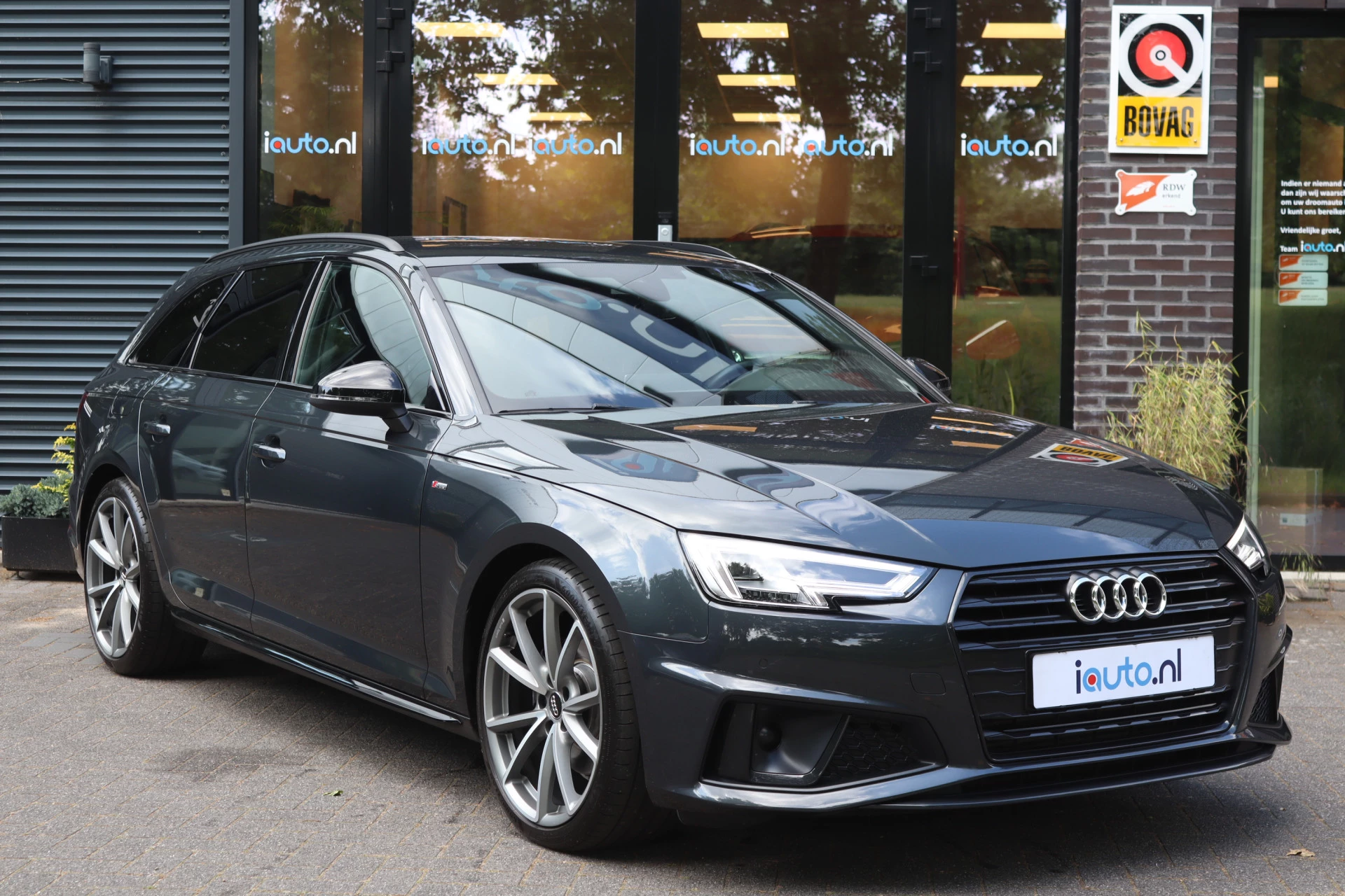 Hoofdafbeelding Audi A4