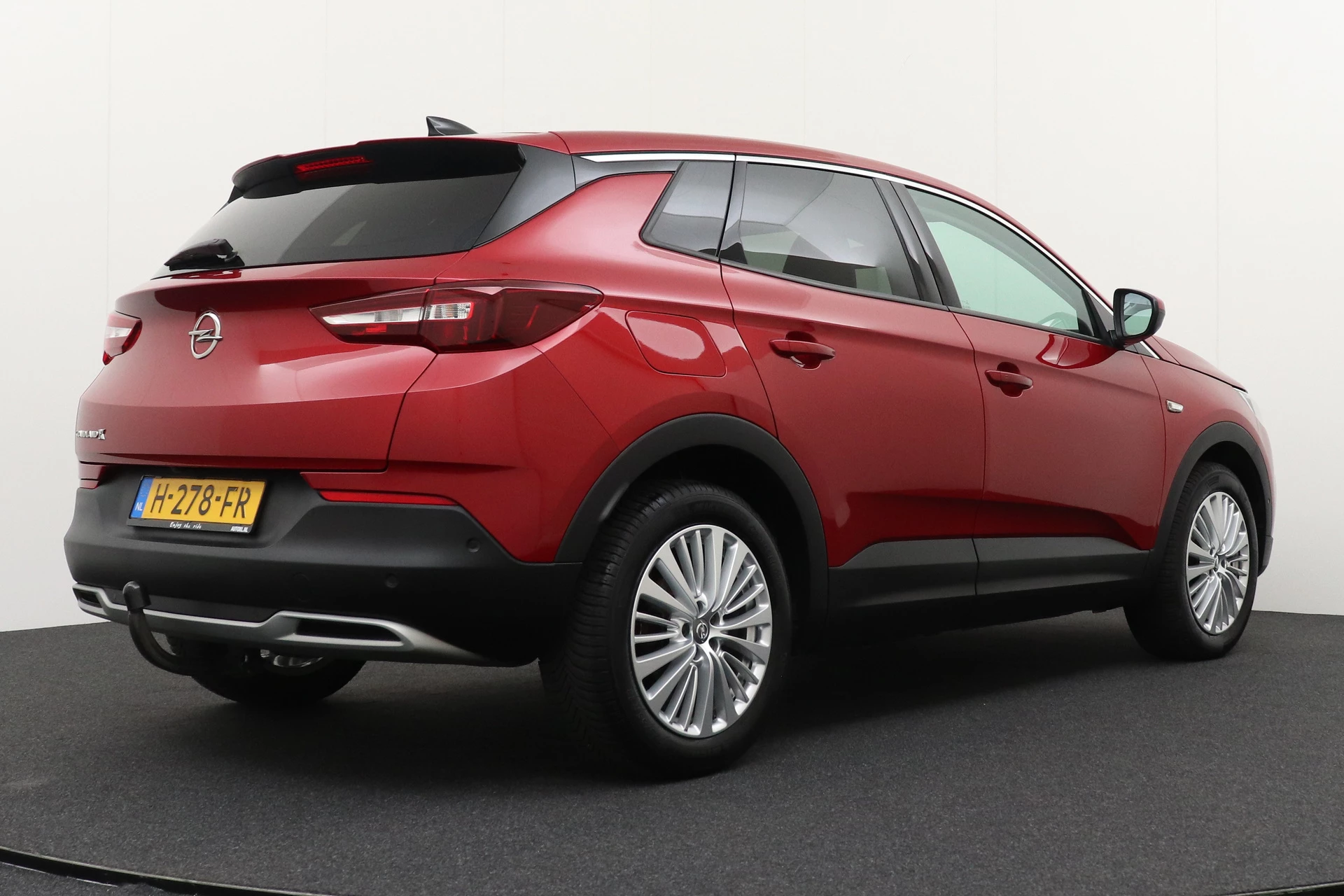 Hoofdafbeelding Opel Grandland X