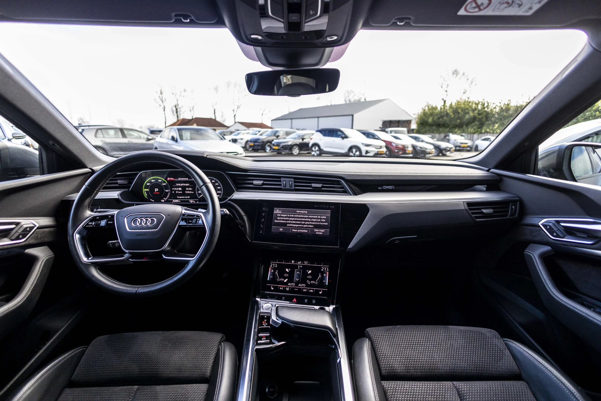 Hoofdafbeelding Audi e-tron