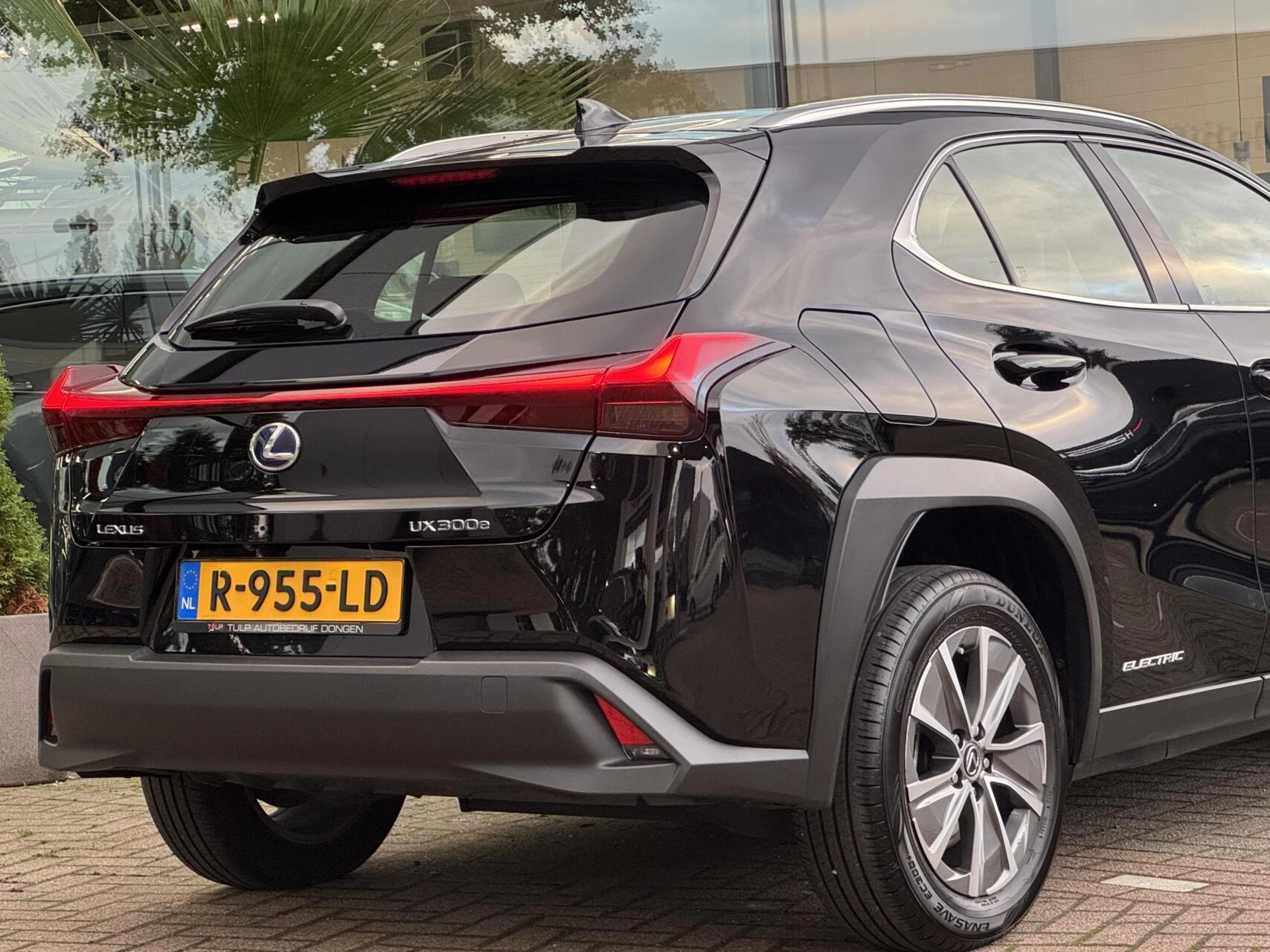 Hoofdafbeelding Lexus UX