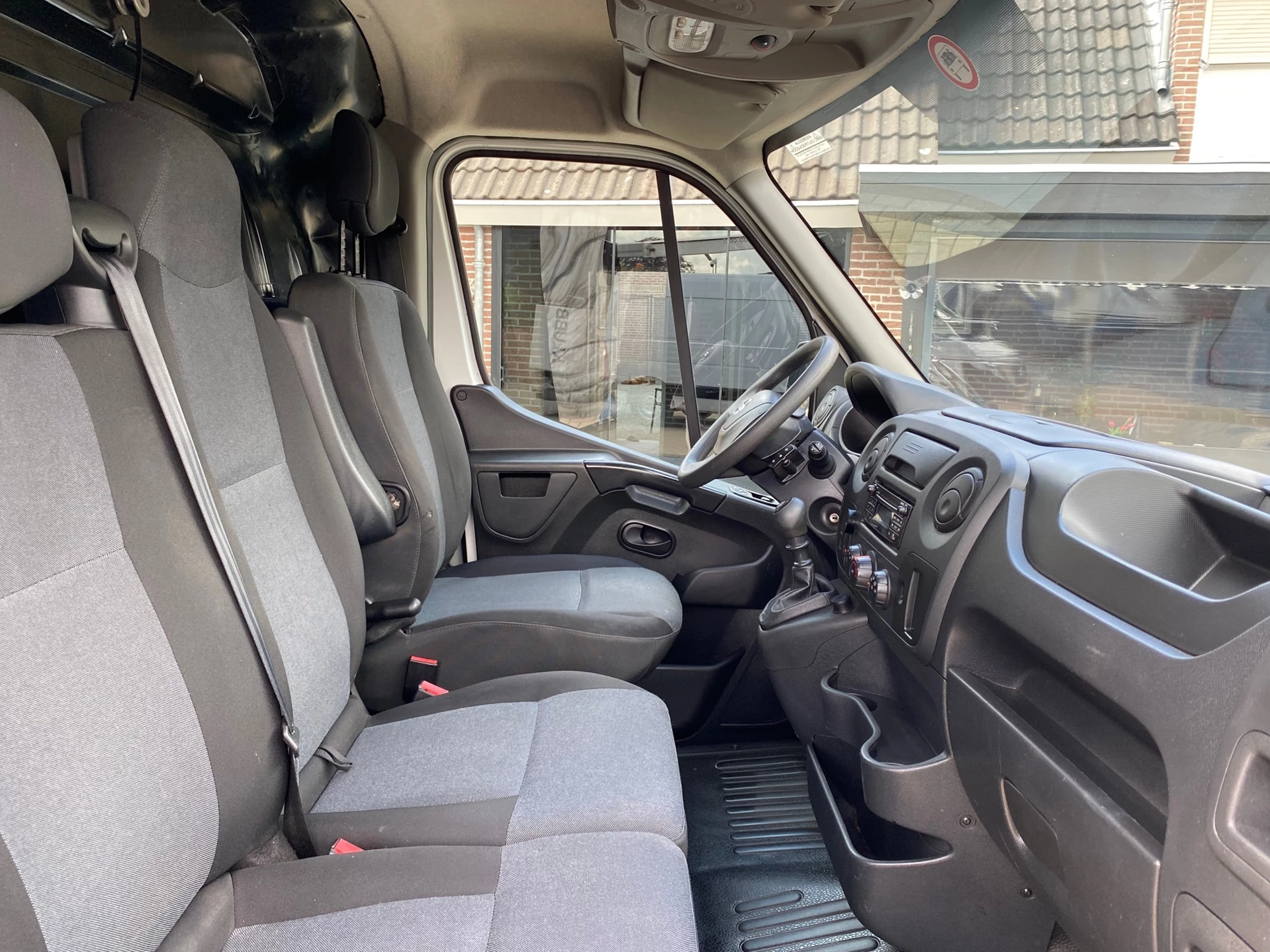 Hoofdafbeelding Nissan NV400
