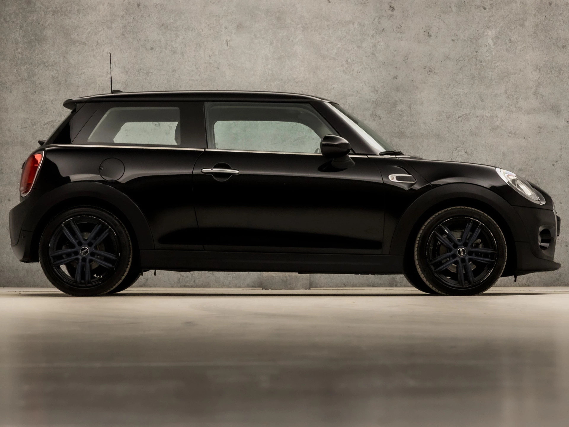 Hoofdafbeelding MINI One