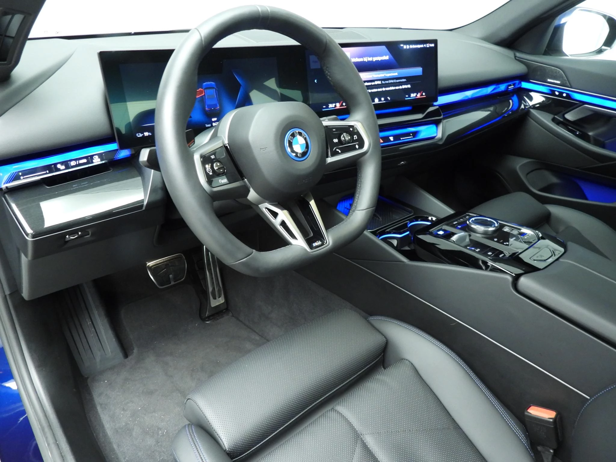 Hoofdafbeelding BMW i5