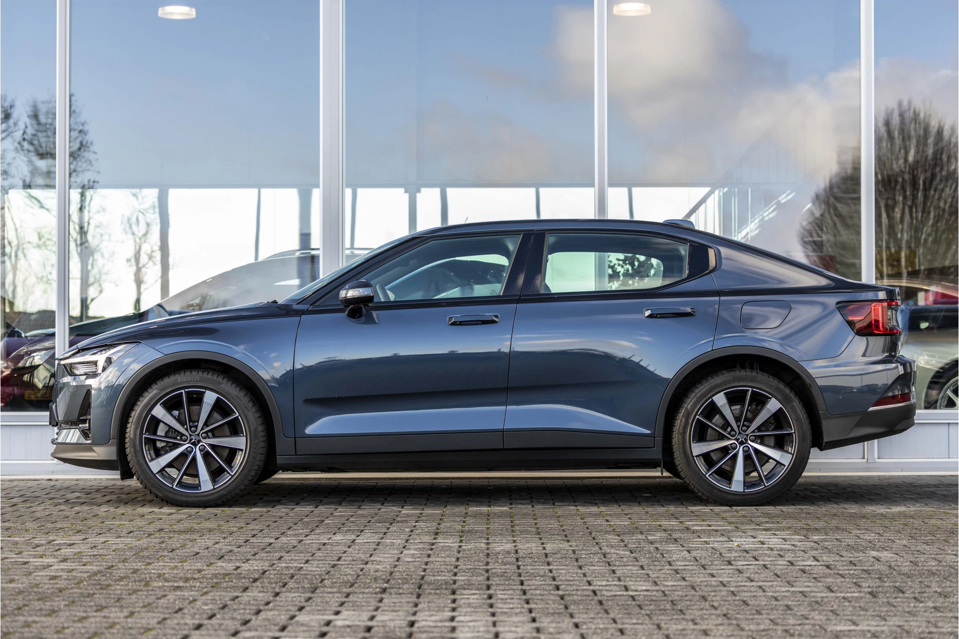 Hoofdafbeelding Polestar 2