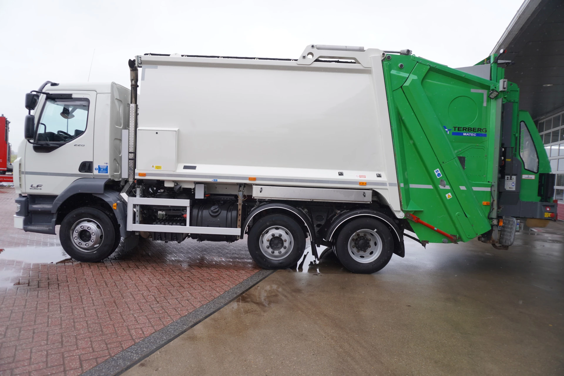 Hoofdafbeelding DAF LF 220 FAG