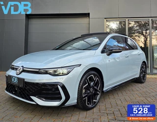 Volkswagen Golf 8.5 R-Line 1.5 ETSI CRISTAL ICE BLUE PANO IQ