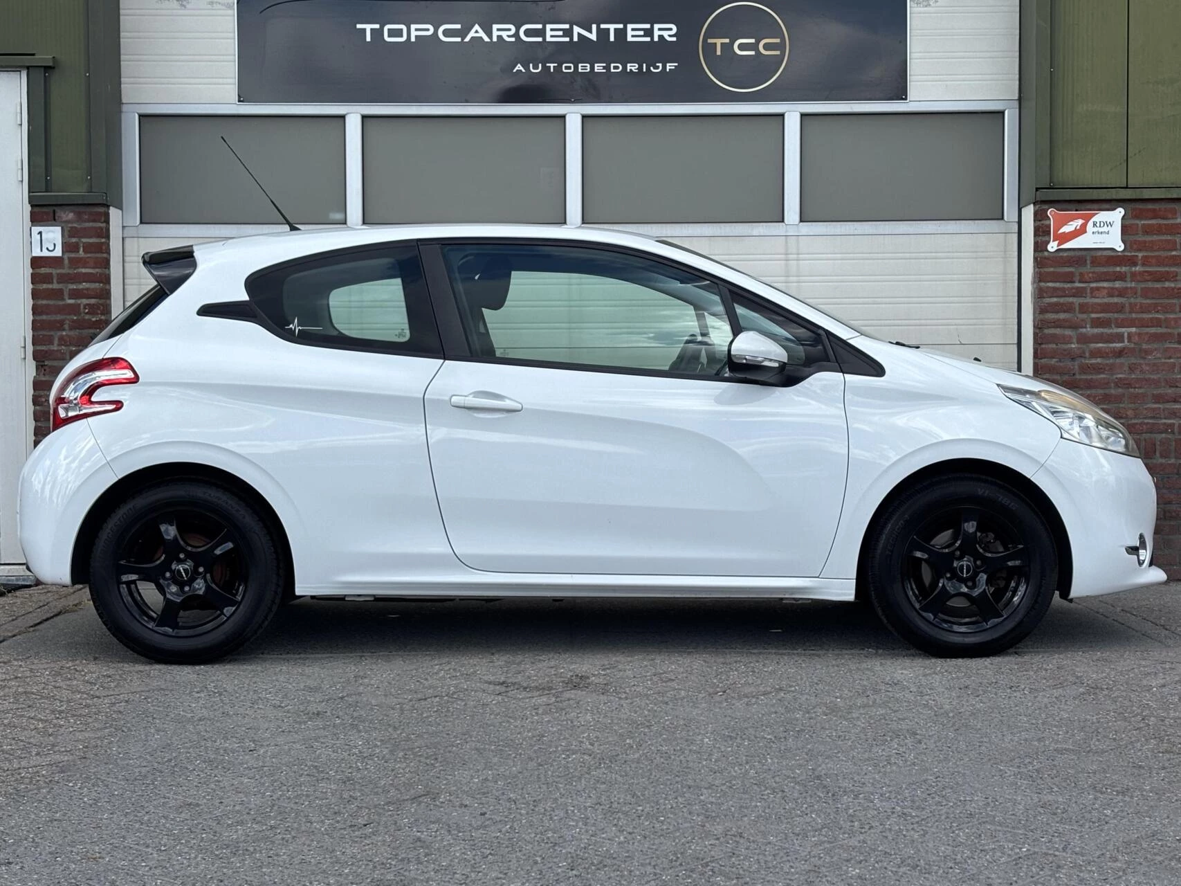 Hoofdafbeelding Peugeot 208