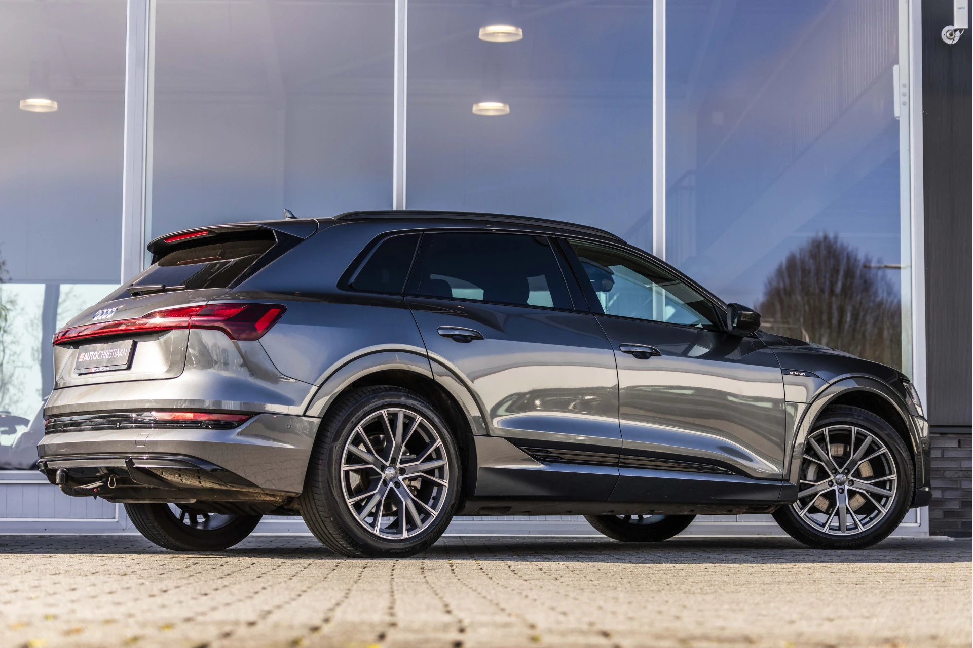 Hoofdafbeelding Audi e-tron