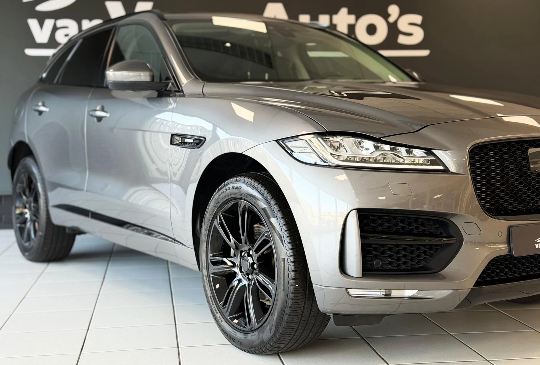 Hoofdafbeelding Jaguar F-PACE