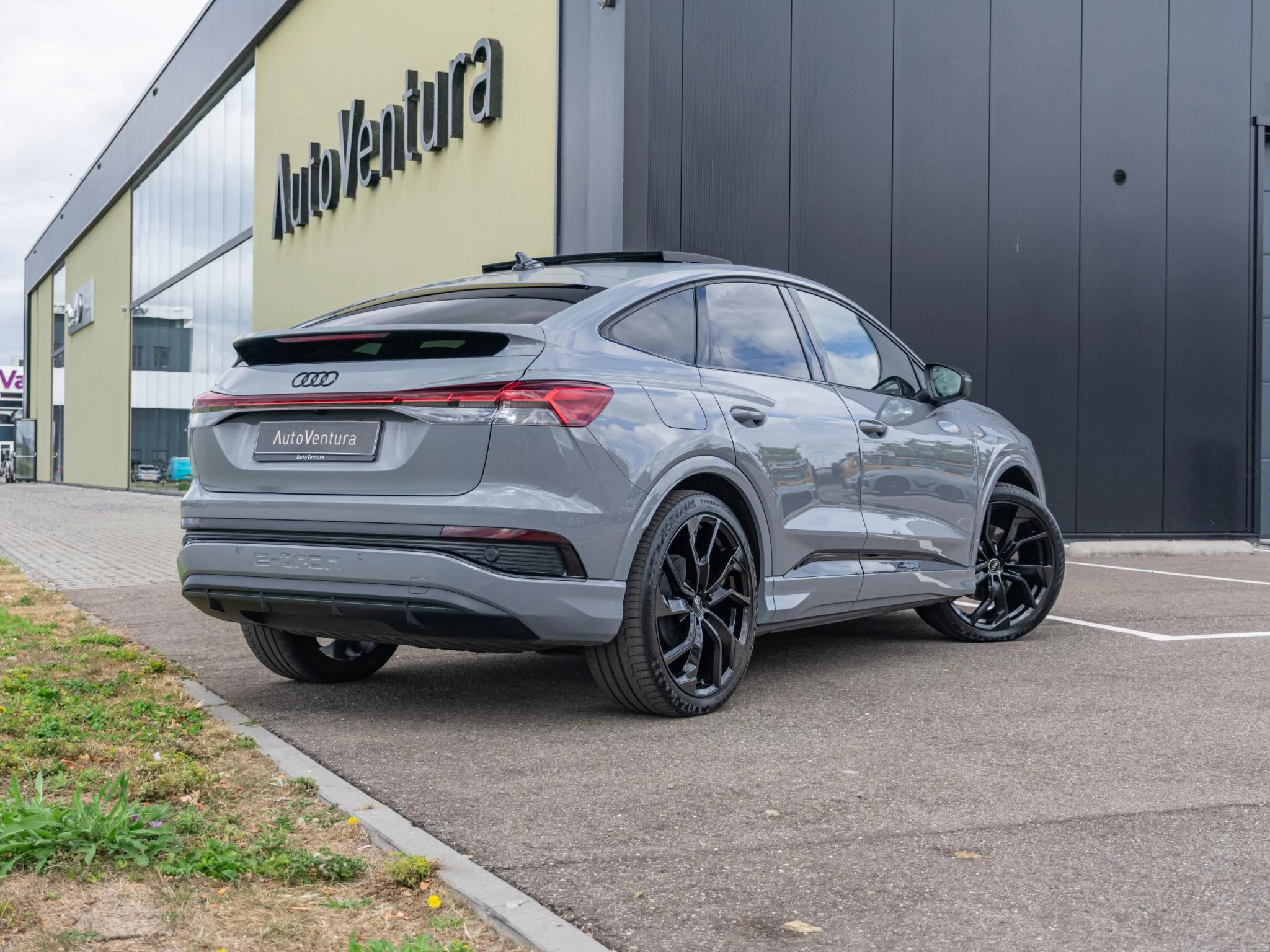Hoofdafbeelding Audi Q4 e-tron