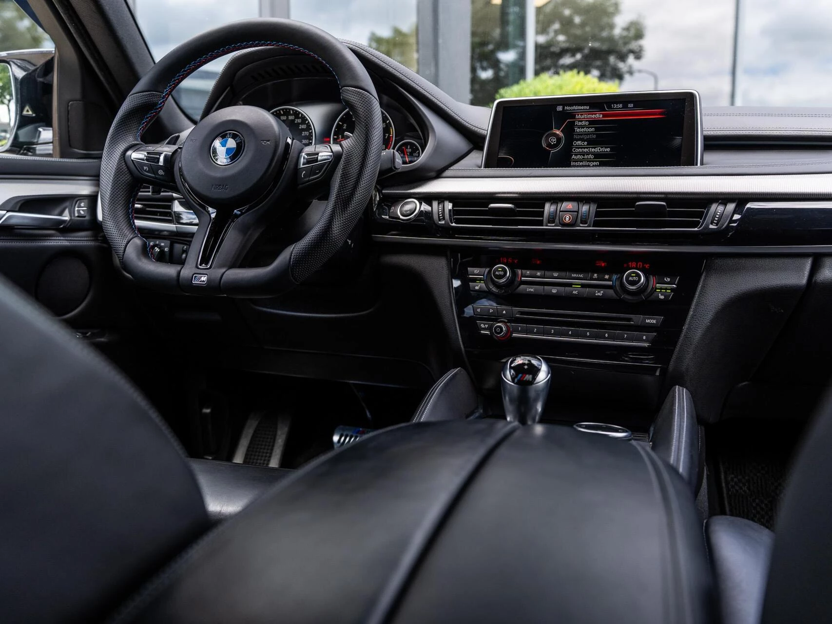 Hoofdafbeelding BMW X6