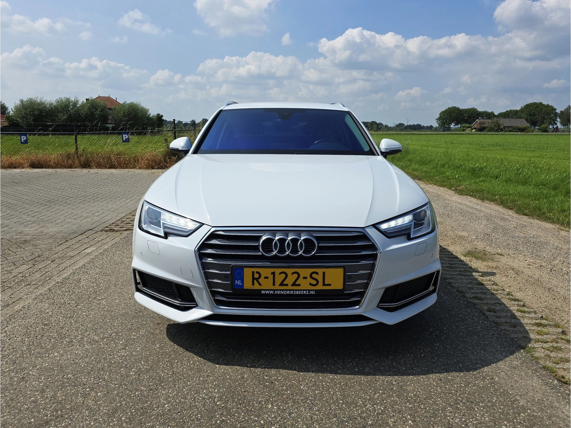 Hoofdafbeelding Audi A4